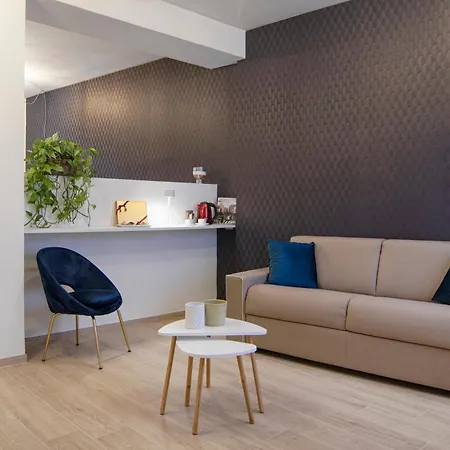 Gigi Suites&apartments アパート