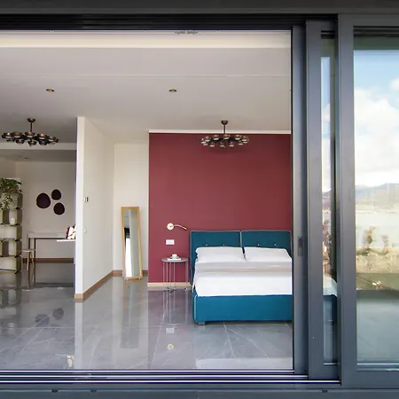 Gigi Suites&apartments ストレーザ